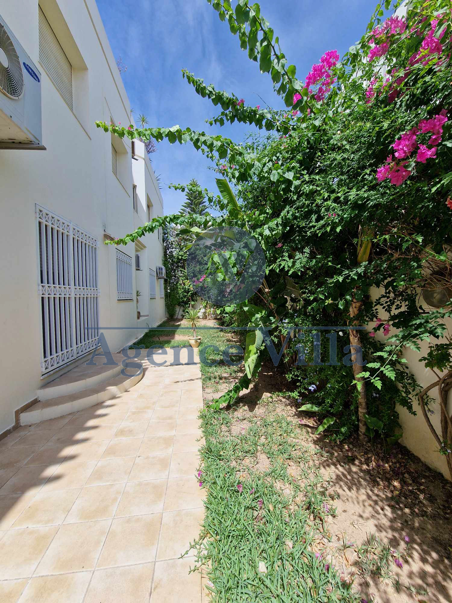 La Marsa Marsa Erriadh Vente Appart. 3 pices Appartement  la marsa s4 avec jardin