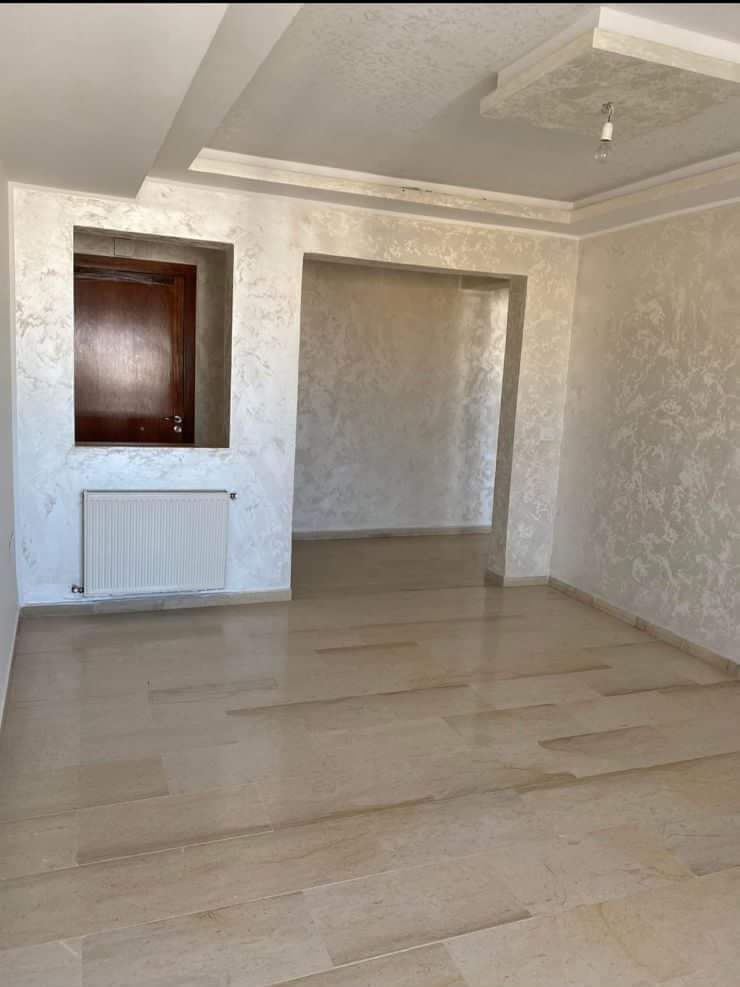 El Mourouj El Mourouj Vente Appart. 4 pices Trs spacieux appartement mourouj 6